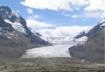 Les glaciers fondent à de nombreux endroits de la planète